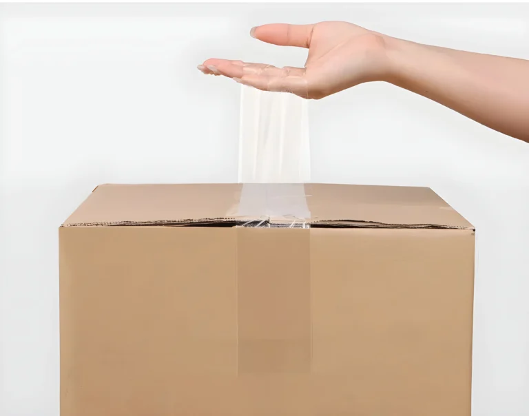 mano caja cinta transparente 2